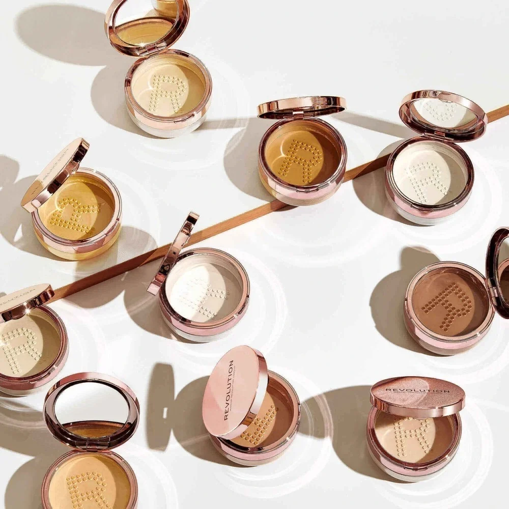 ❄️ Makeup Revolution} Conceal & Fix Setting Powder Light Yellow